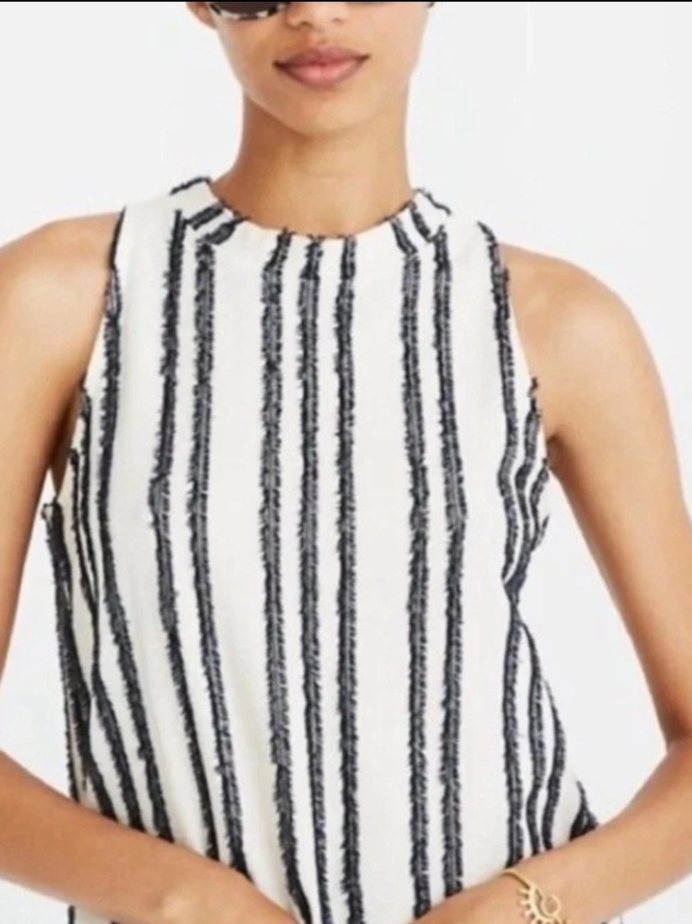 Madewell Texture & Thread cream and navy blue striped sleeveless tank top L